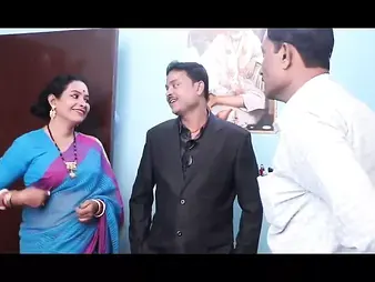 Handsome Japanese Aunty Varatia gets a gonzo hump with rear end-fashion, popshots galore!