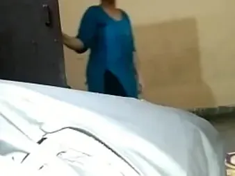 Mai Aa Gyi Hindi's homemade doggie-style fuck gauze with Hindi voice