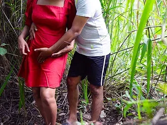 RobinHood Bang-out's hot Desi Indian girlfriend plows rock-hard in outdoor gonzo video