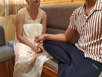 Desisaarabhabhi's first-ever romantic fuck tape: Mera wifey gets the brush big ass drilled in doggystyle