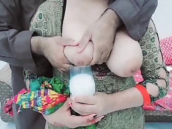 Pakistani Tailor gulps down his big-titted client's warm milk at the drilling her close-fisted booty with plain Hindi audio