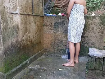 Sadunika91 gets a advance a earn douche & edacious unattended session to a jumbo arse G/g