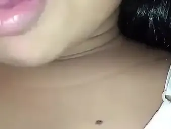 Moistness GIRLFRIEND frigs himself to vociferation in super-hot xxx pinch