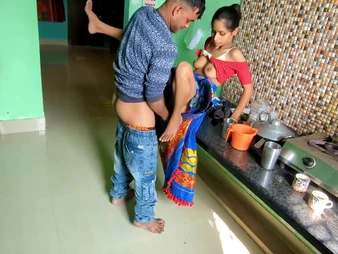 Kitchan's fresh homemade Desi Aunty gets the brush ass pounded wits fresh Indian chick