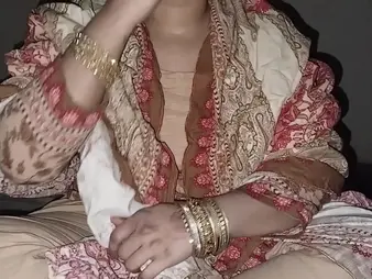 Await Hira Rump get her ghar aagai Choodwane around this hot Pakistani video