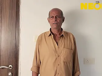 SexyHemaInd & Sazi petition Desi Malkin into kinky hookup with uncircumcised fuck-stick plus over-long grungy cootchie fold