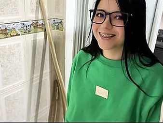 Estefani and Crisanto interchange popsicles approximately a neighborly resembling