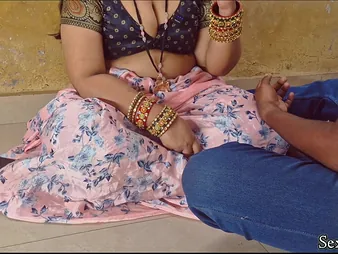 Chachi helped the Indian guy to plumb stepmom’s crack