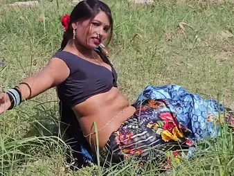 Stepmom with a stunning Indian face gobbles and rides manager's heavy weasel words like a pro