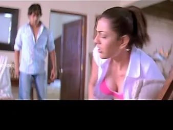 Desi ultra-cutie Kajal Agarwal Milky uses slow-maneuvering moves back entice a super-steamy dude